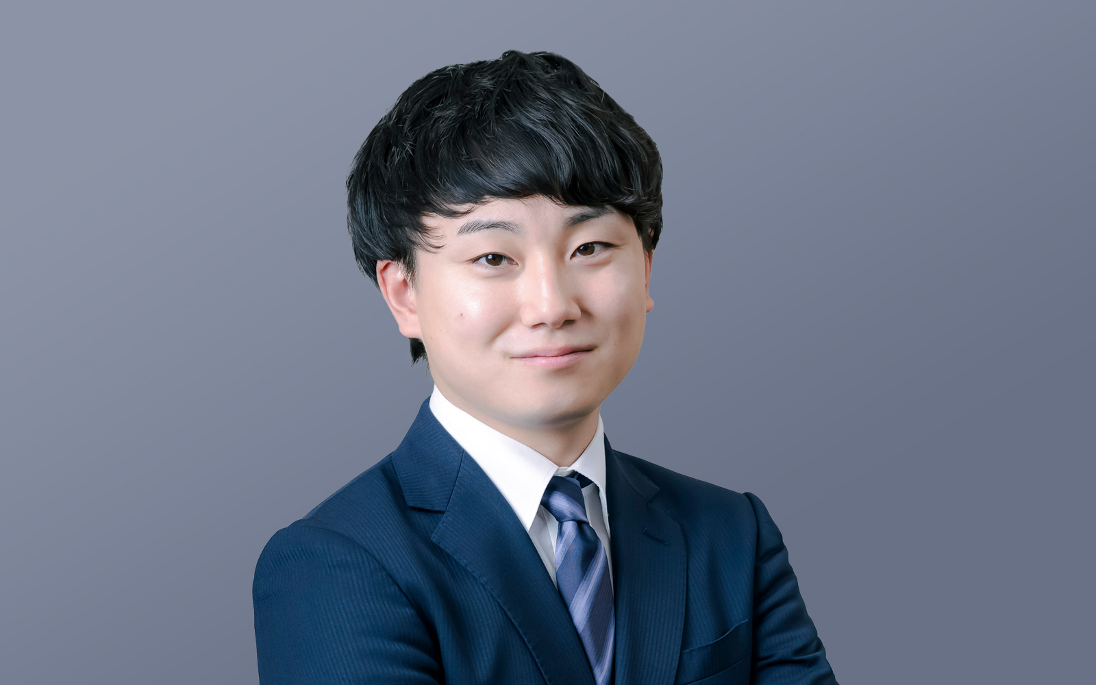 山上 万輝