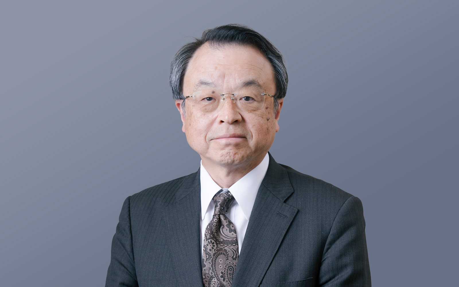 林 眞琴