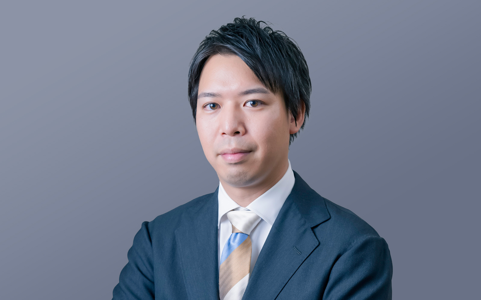 山路 諒