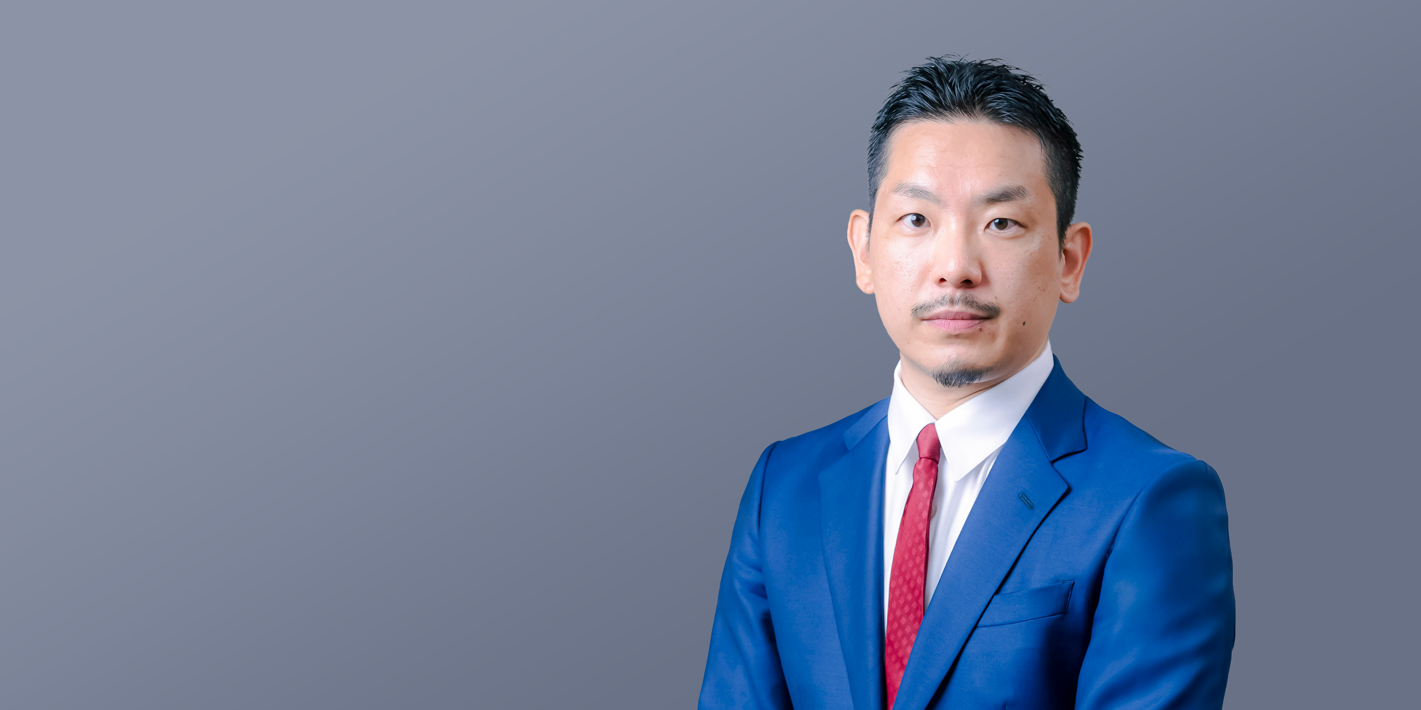 蓮本 哲